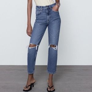 Zara | Ripped Knee Straight Leg Jeans